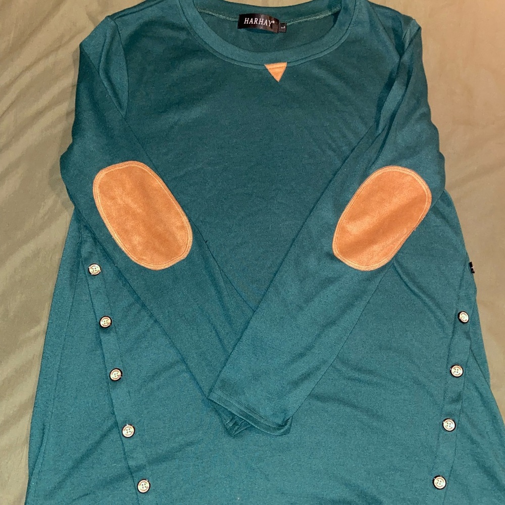 Women’s sweater
